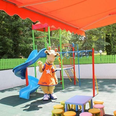 Green Park Hotel Golden Sands Ngoại thất bức ảnh