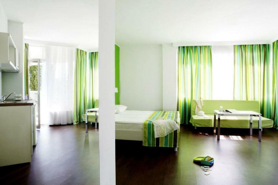 Green Park Hotel Golden Sands Ngoại thất bức ảnh