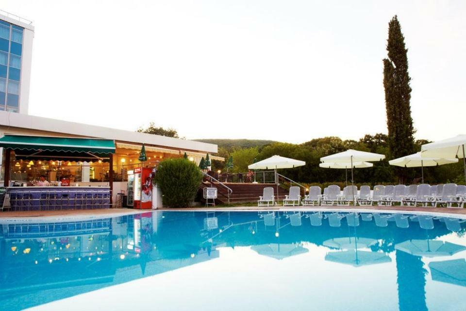 Green Park Hotel Golden Sands Ngoại thất bức ảnh